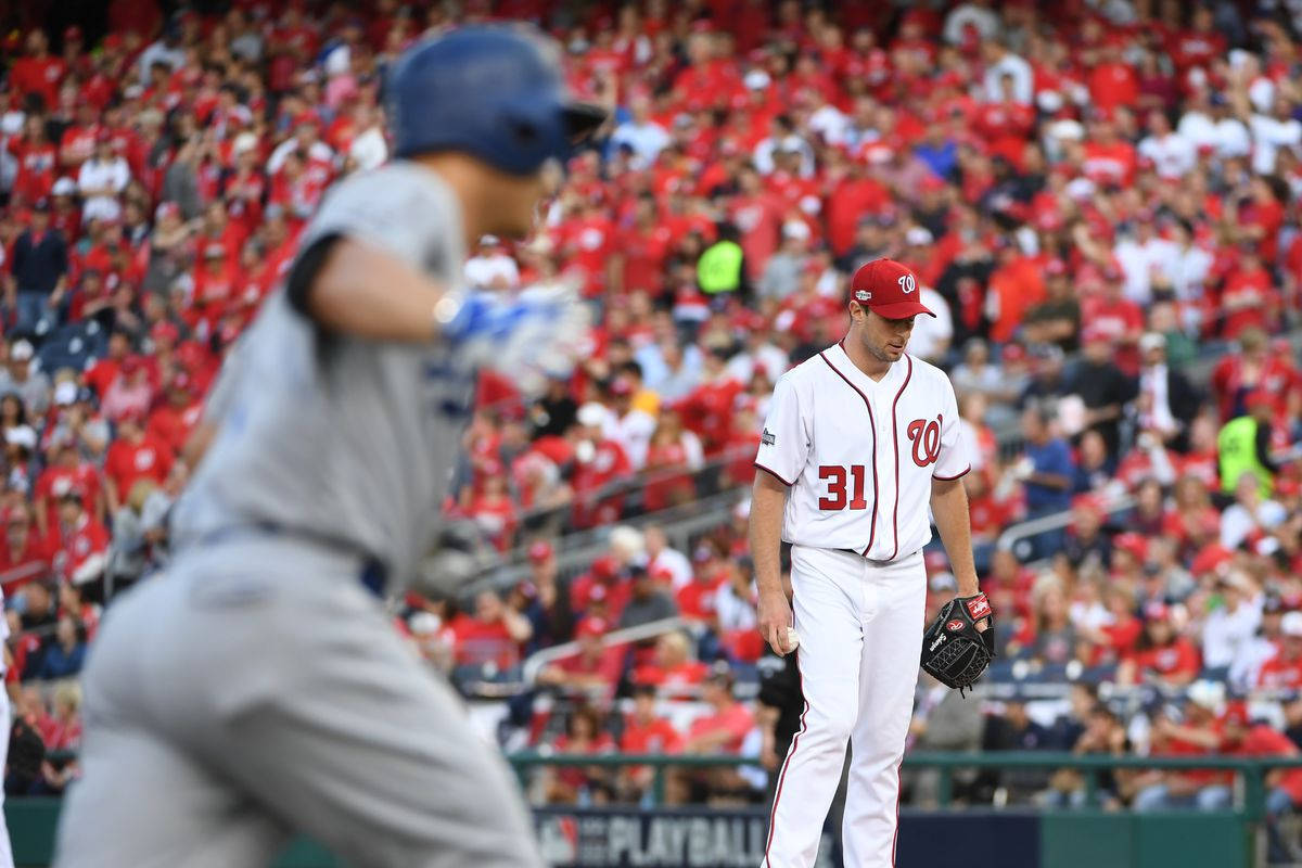 Max Scherzer Baseball Background