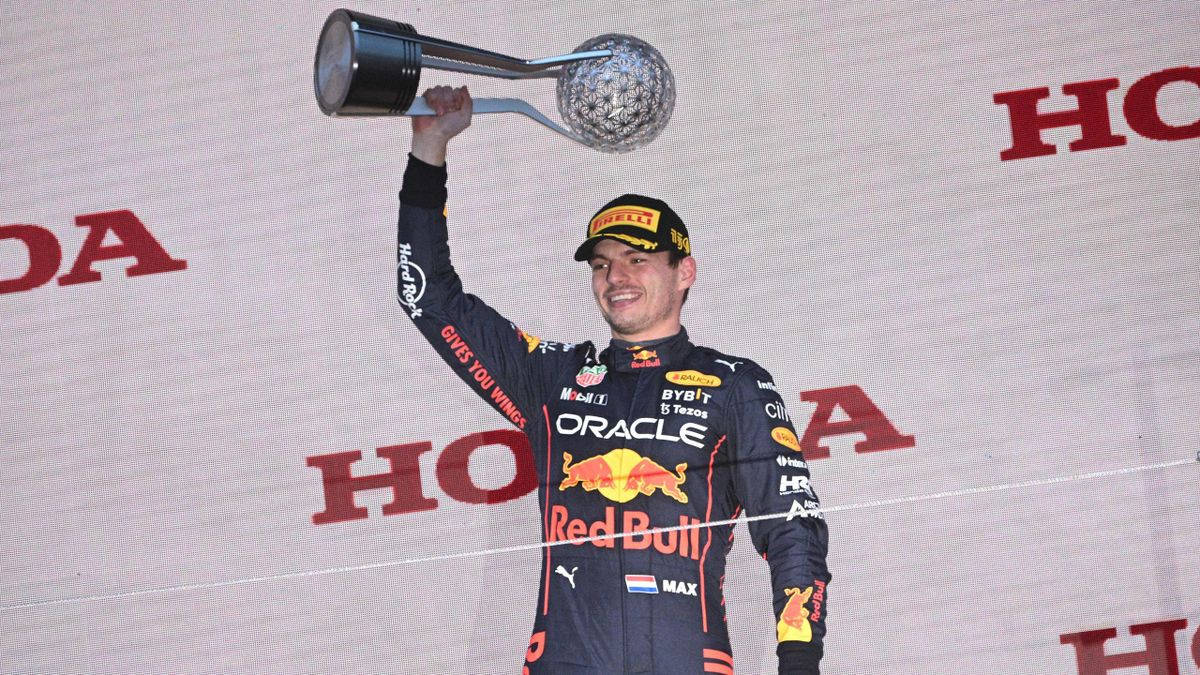 Max Verstappen Japanese Grand Prix Background