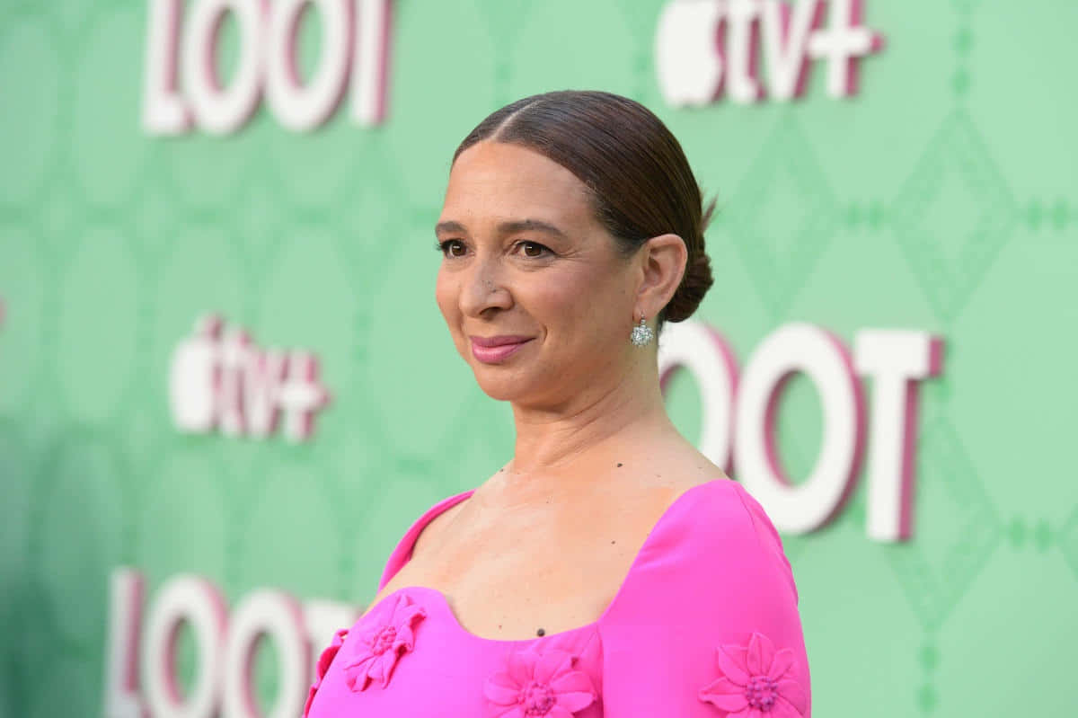 Maya Rudolph Loot Apple Tv Comedy Premiere Background