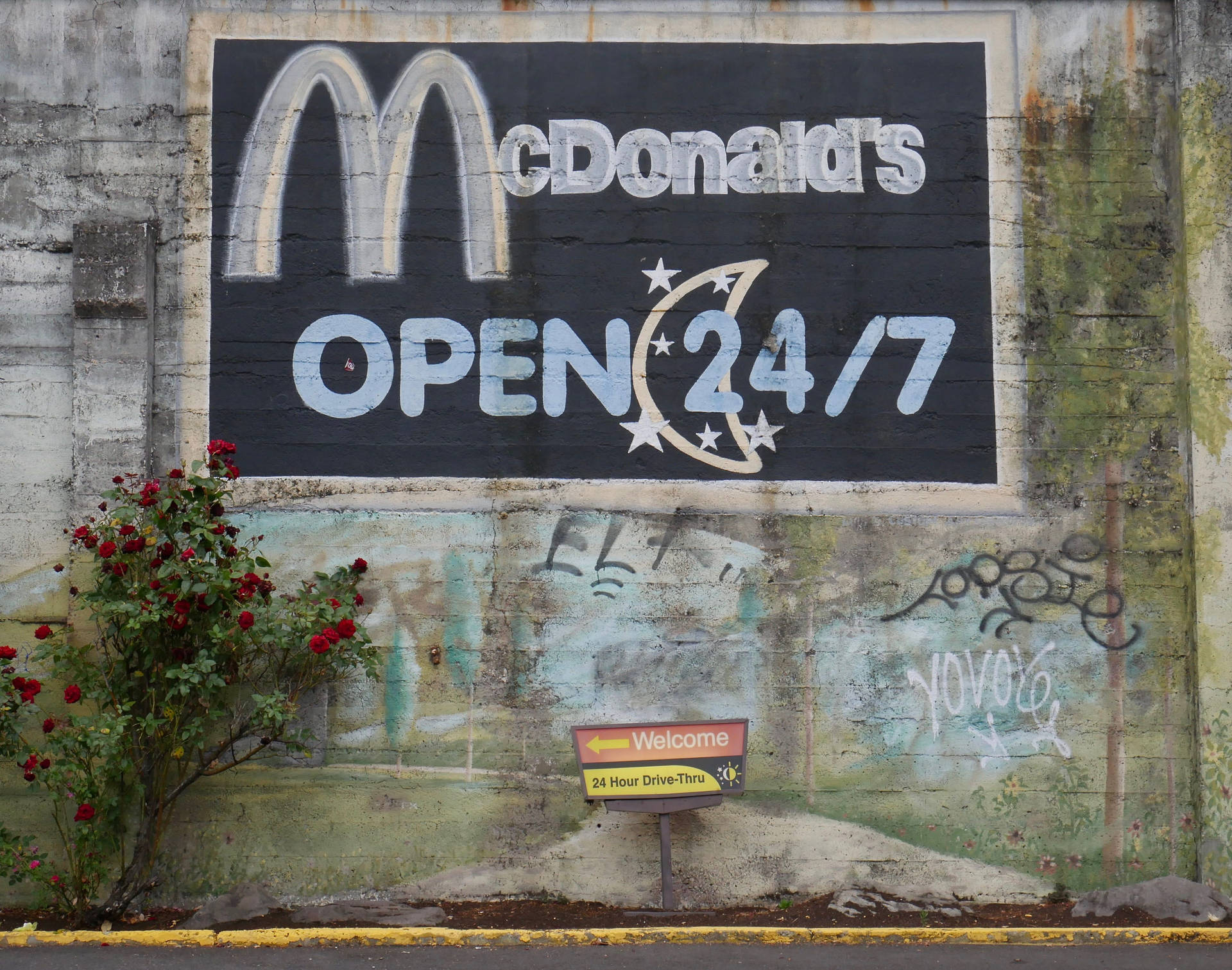 Mcdonald's Open 24/7 Background