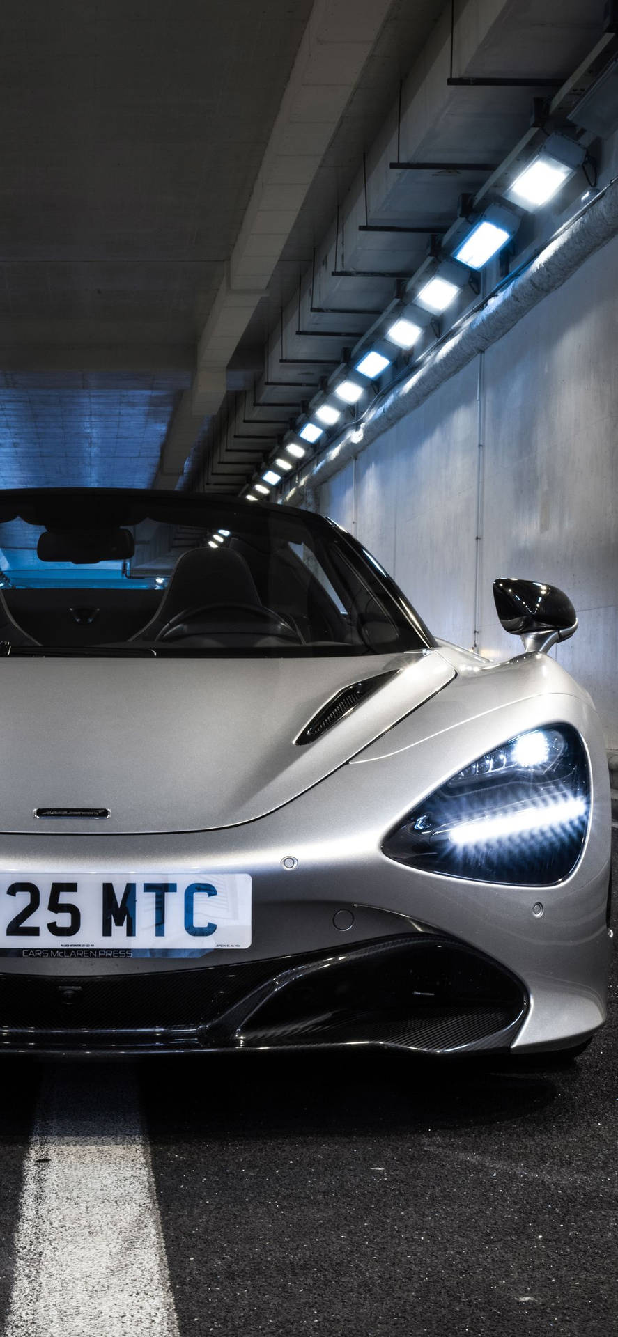 Mclaren 720s White Car In Tunnel Phone