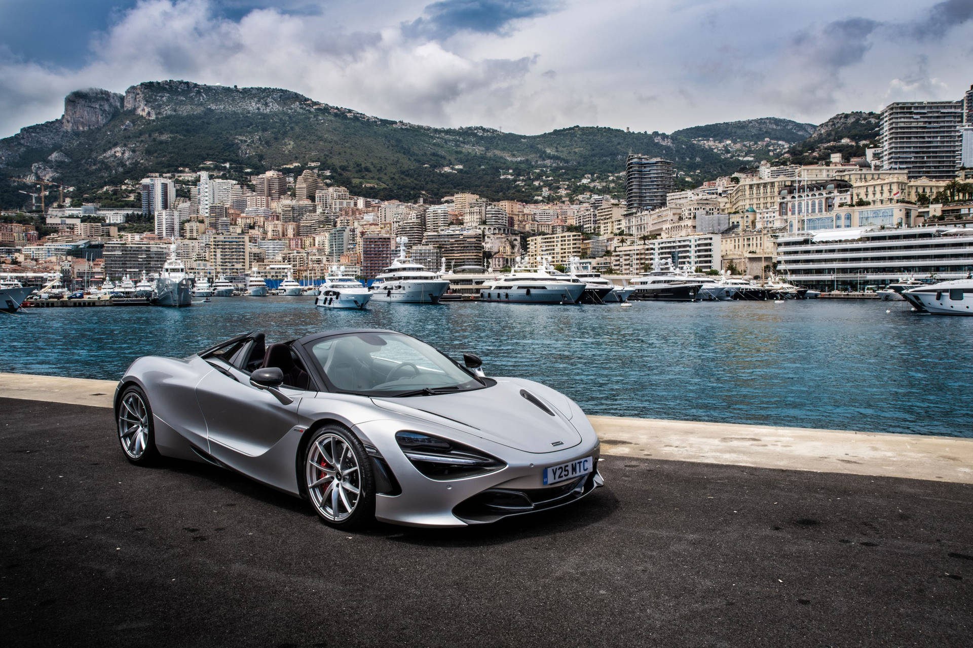 Mclaren Spyder At Port Background