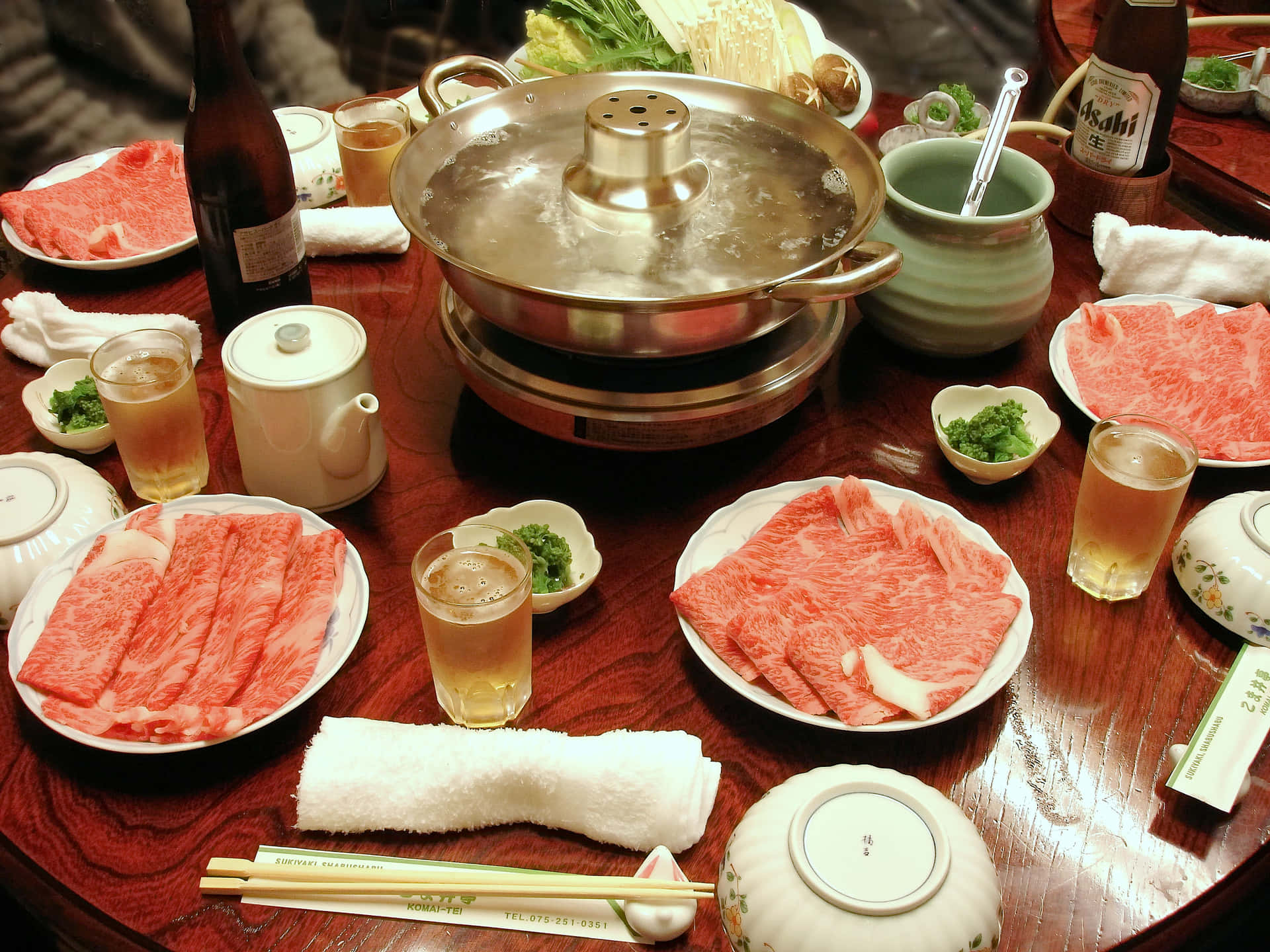 Meaty Shabu-shabu Stew Background