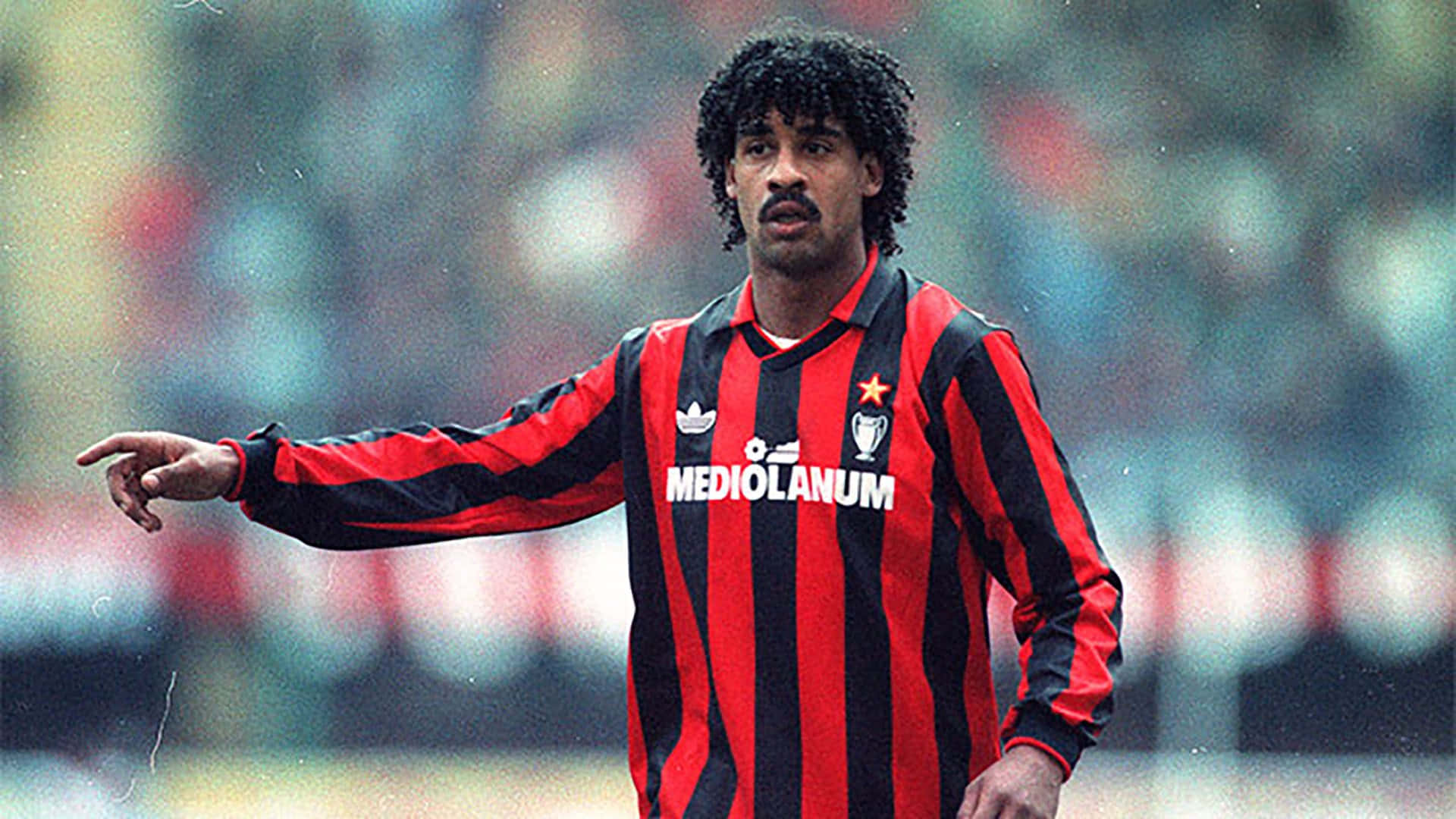 Mediolanum Footballer Frank Rijkaard Background