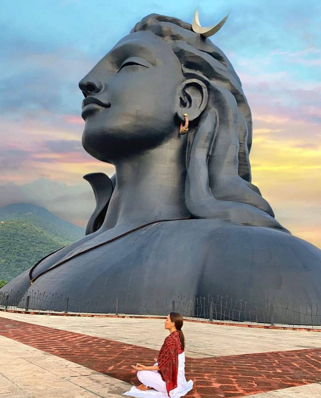 Meditating In Front Of Adiyogi Shiva Background