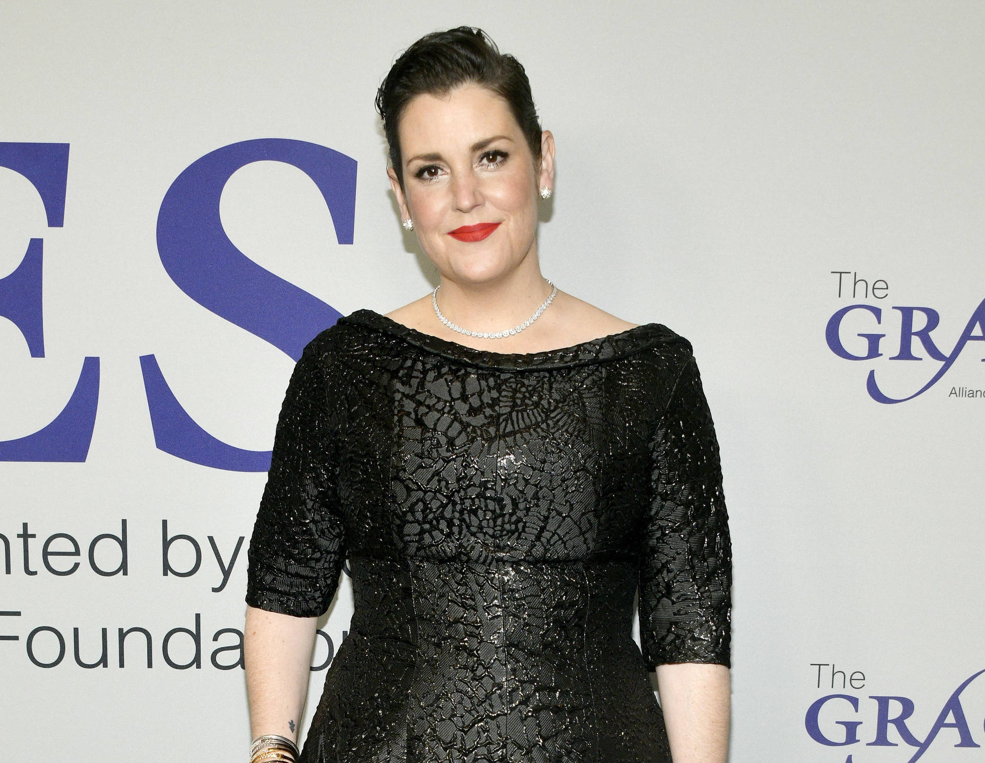 Melanie Lynskey Actress Black Dress Background