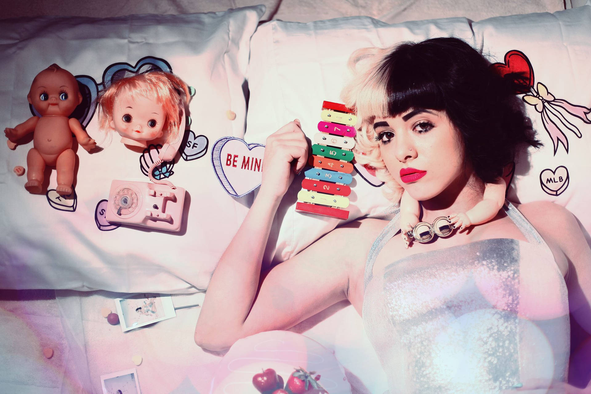 Melanie Martinez Bed Background