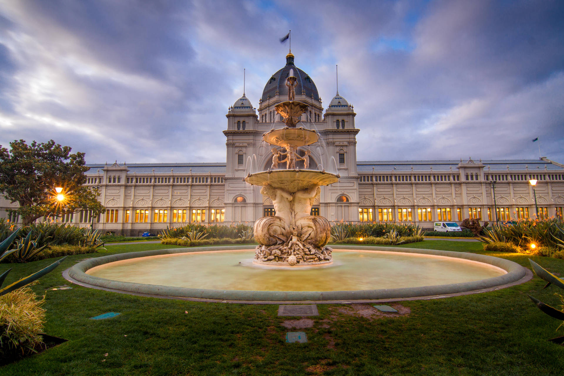 Melbourne Royal Exhibition Building Background