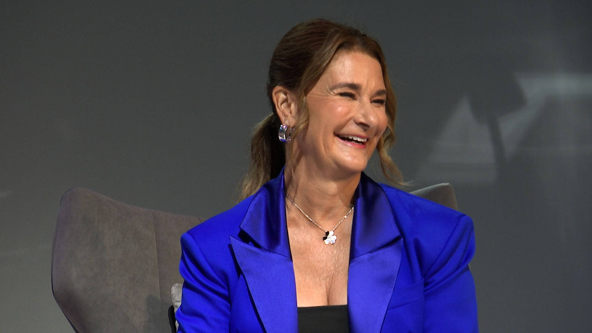 Melinda French Gates In A Stunning Blue Blazer