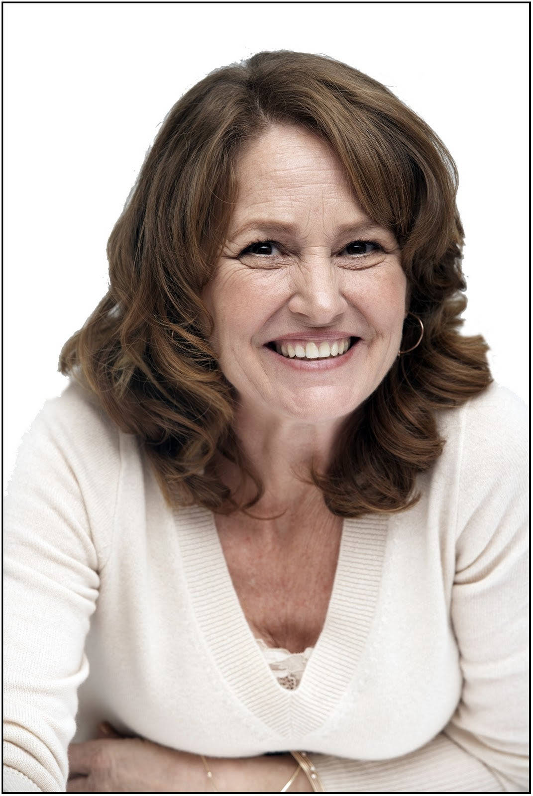 Melissa Leo Showcasing Her Charming Smile