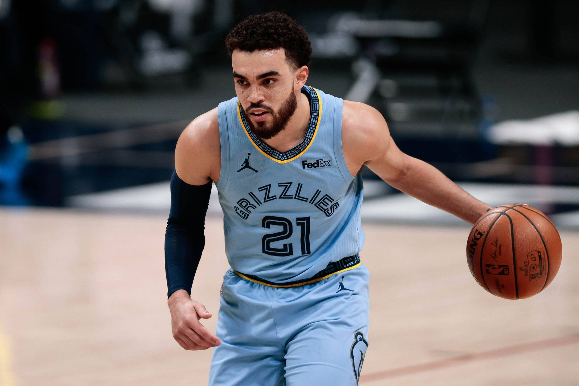 Memphis Grizzlies Tyus Jones Background