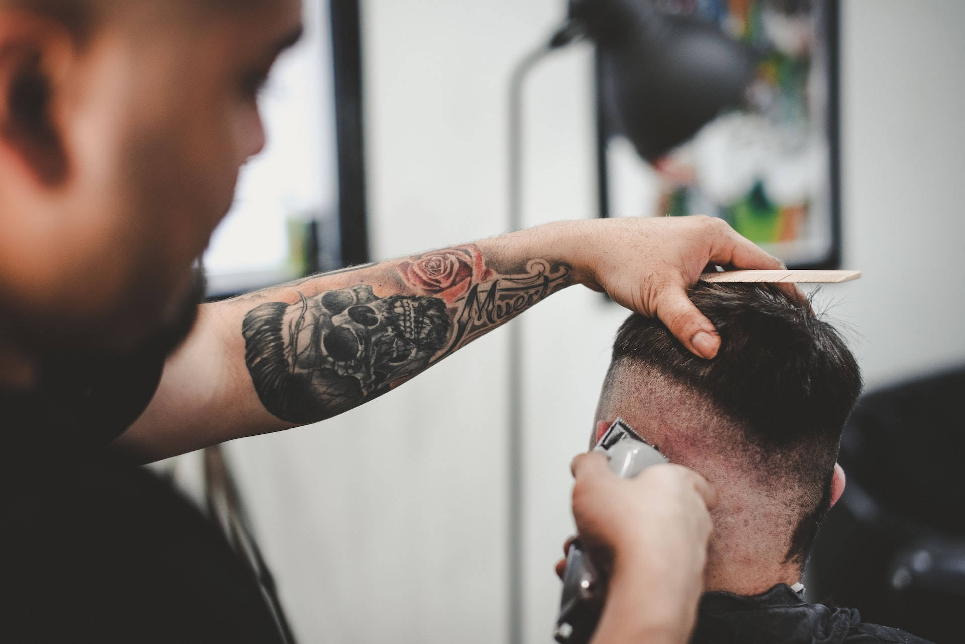 Mens Haircut French Top Back View Background