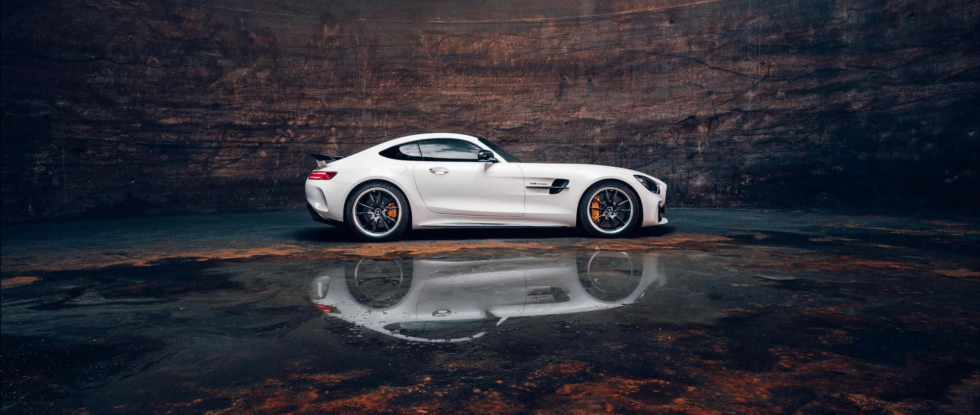Mercedes Amg Gt Reflection