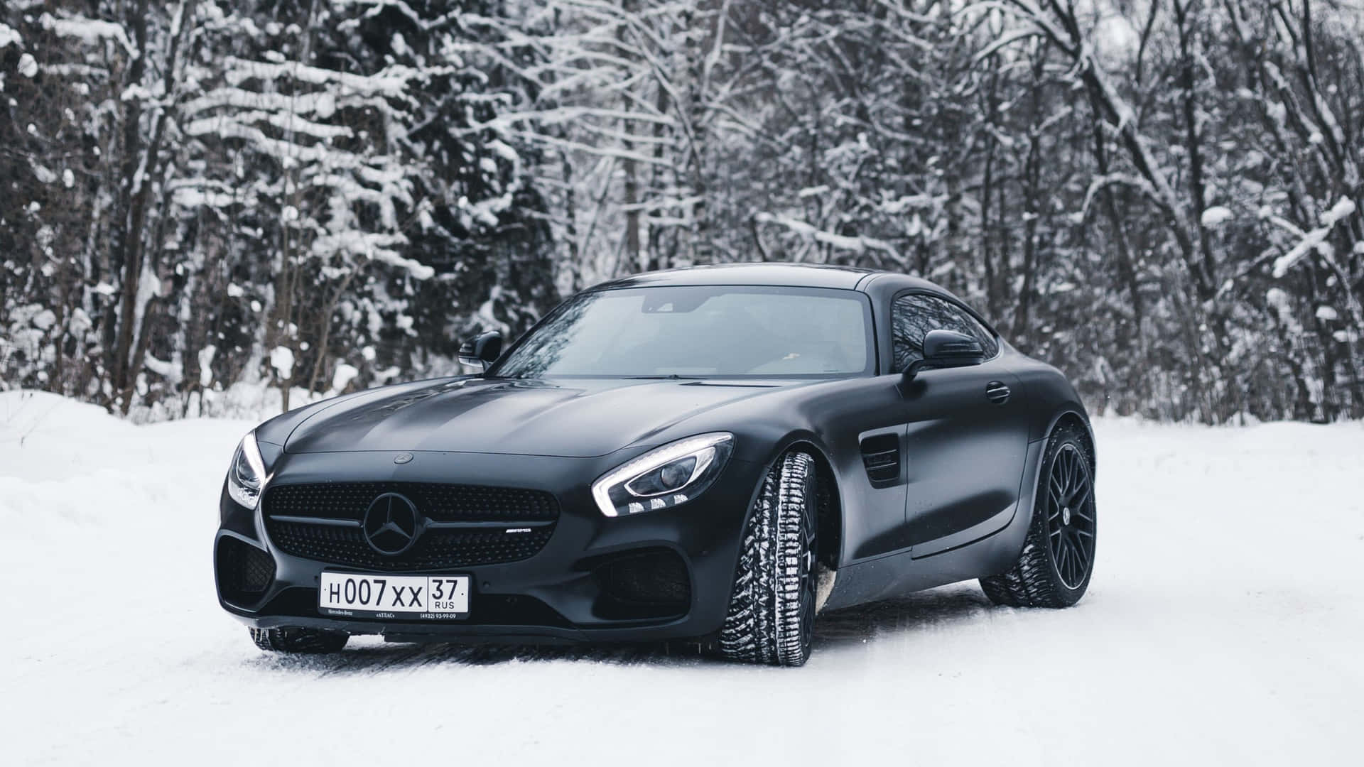 Mercedes Black Snow Background