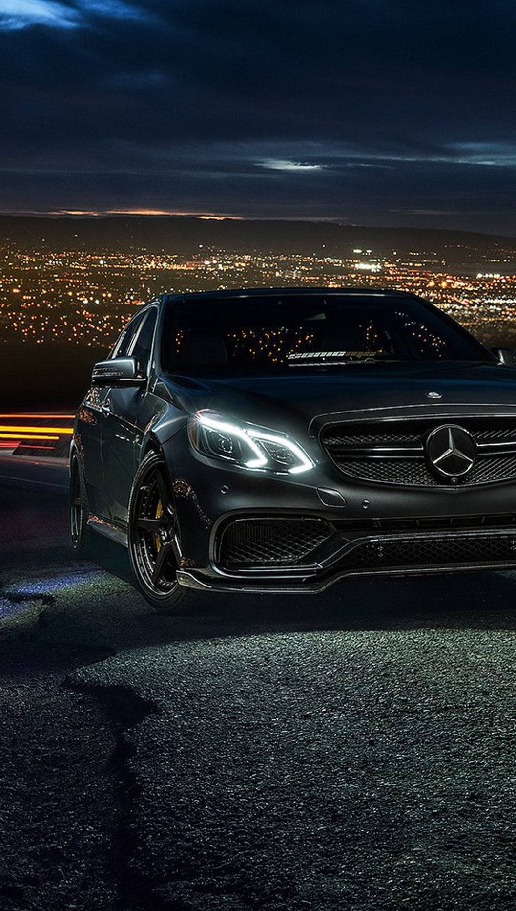 Mercedes Iphone X City Lights Background