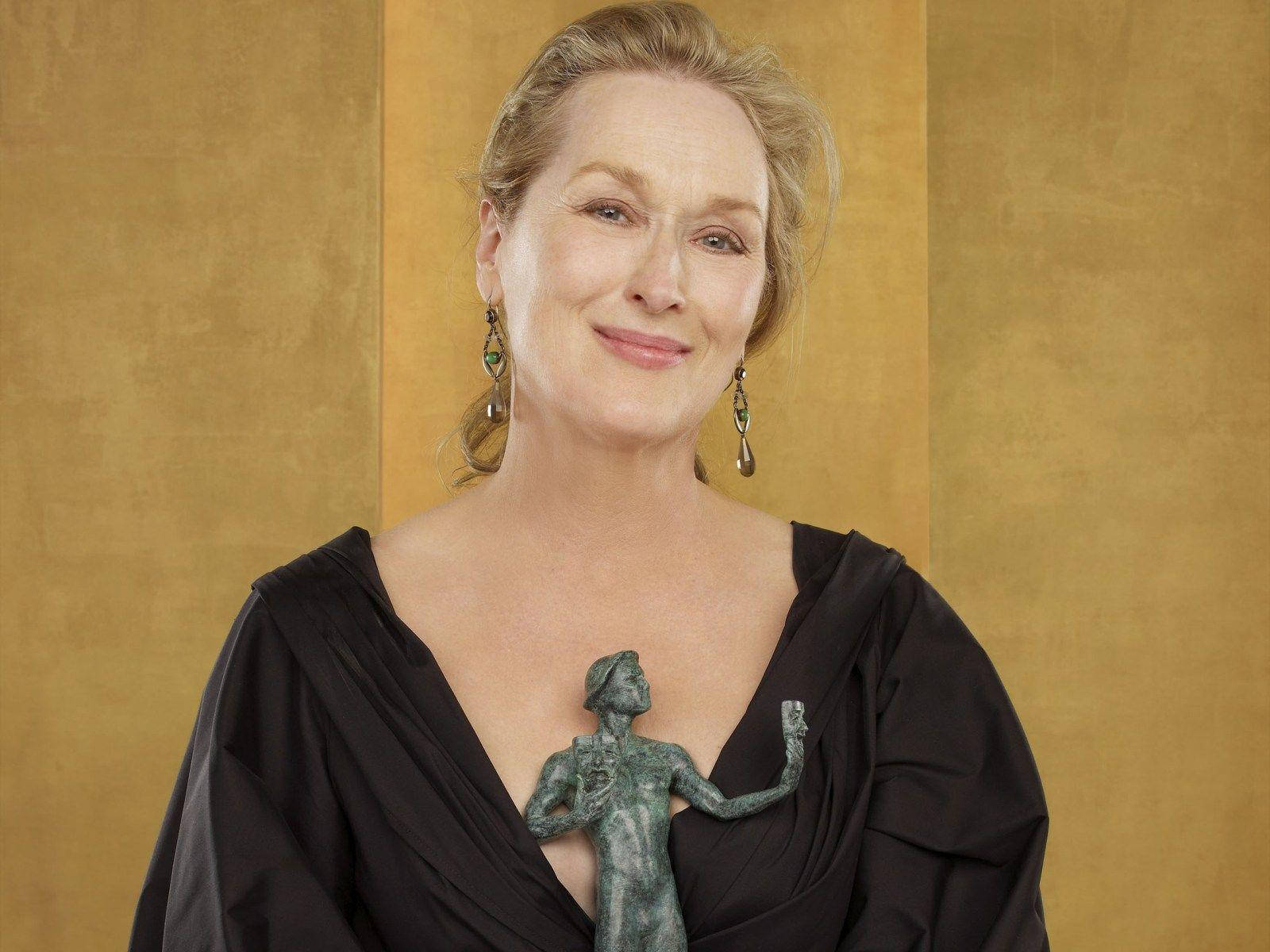 Meryl Streep Simple In Black Background