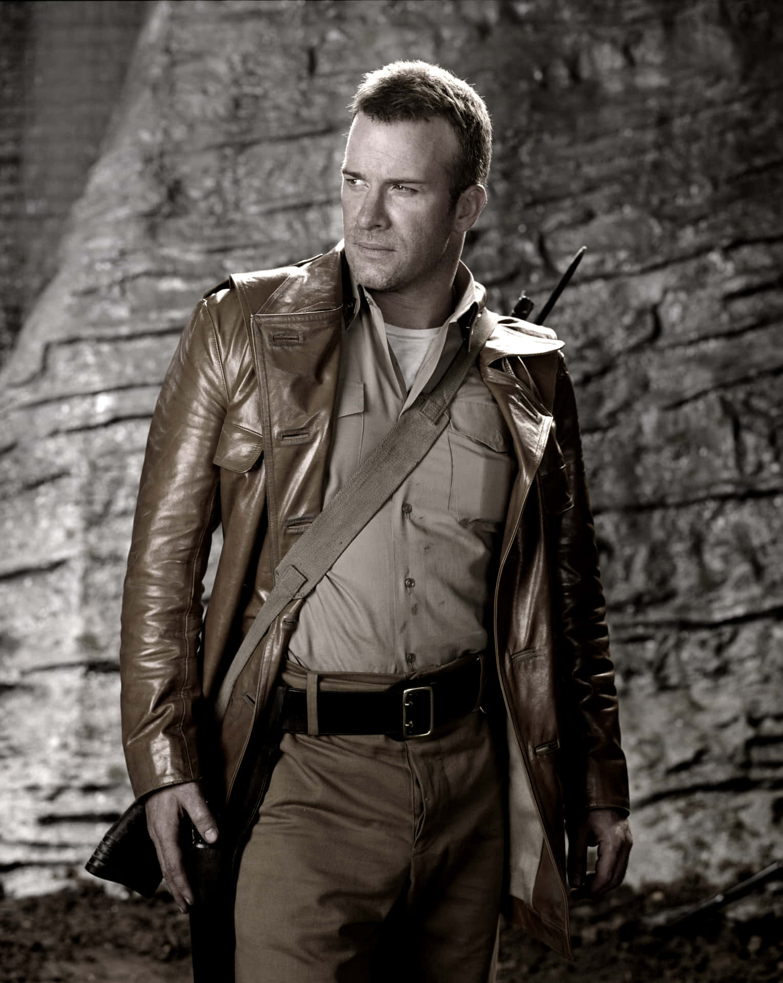 Mesmerizing Close-up Portrait Of Hollywood Actor Thomas Jane Background
