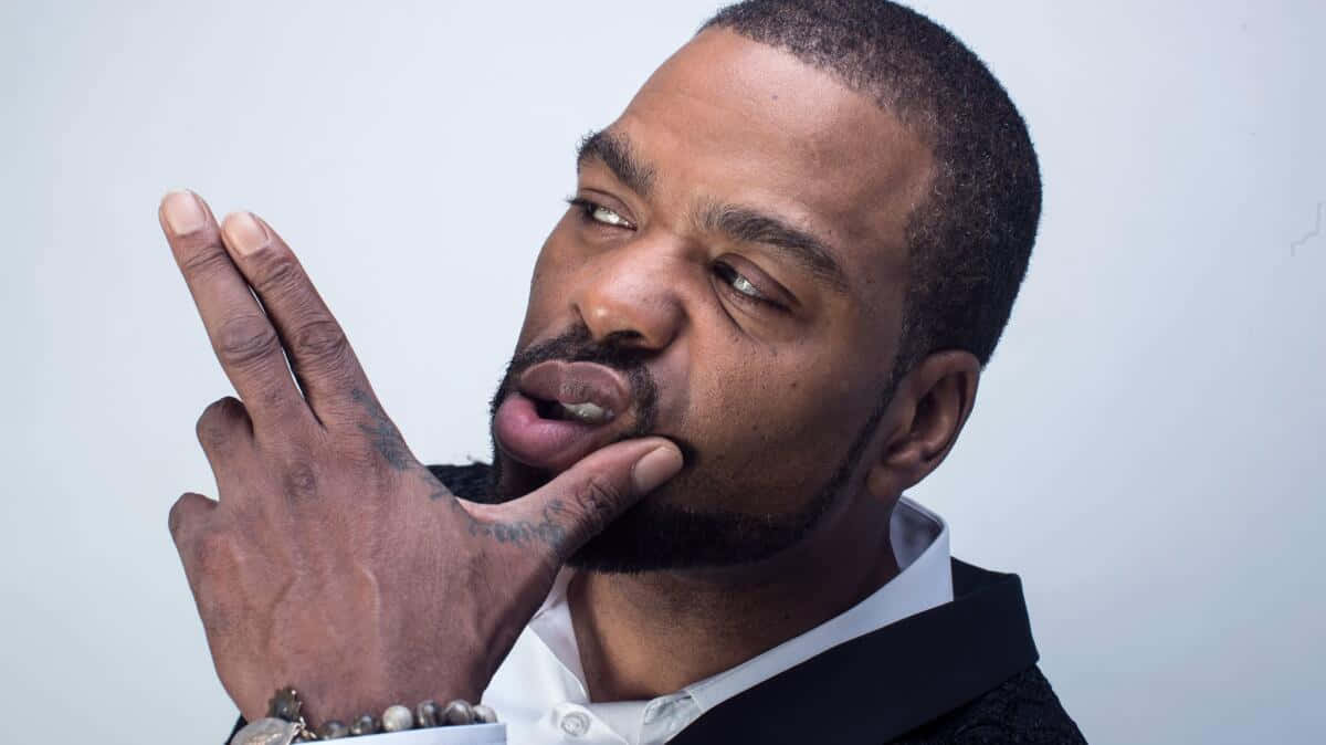 Method Man Hand Gesture Portrait Background