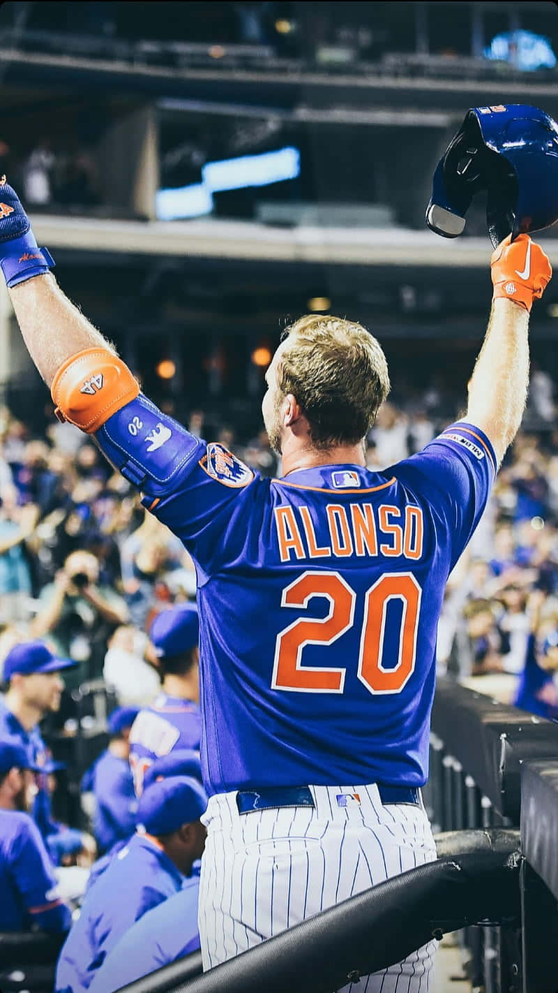 Mets' Pete Alonso Celebrating Home Run Background