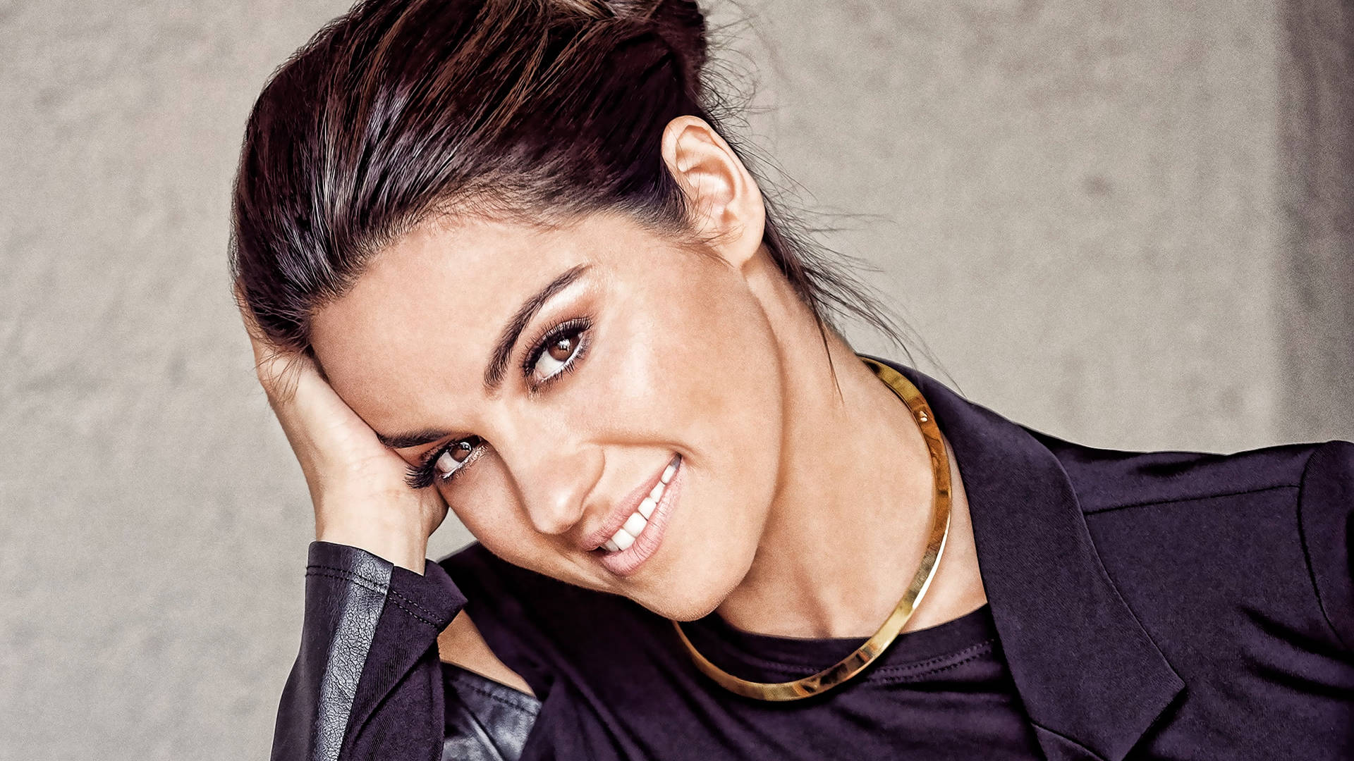 Mexican Girl Maite Perroni