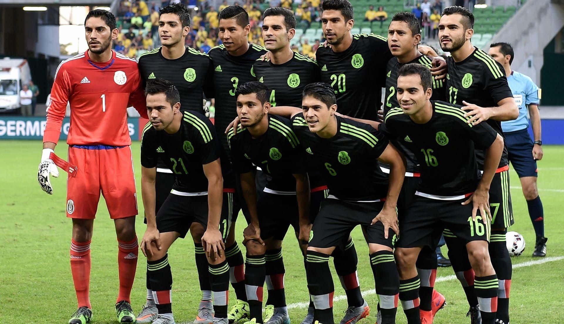 Mexico Soccer Team Posing For A Photo