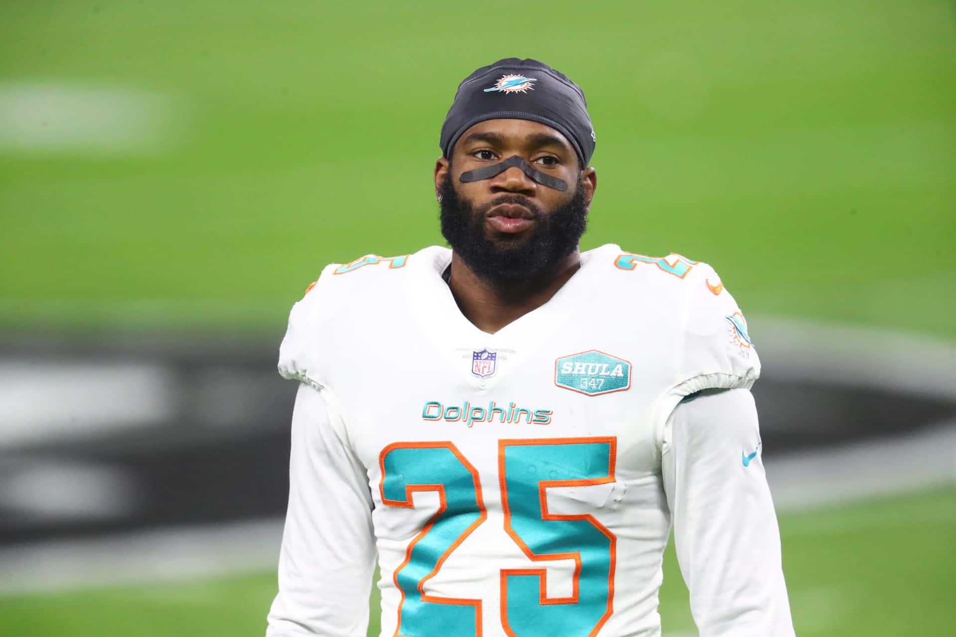 Miami Dolphins 25 Xavien Howard Background