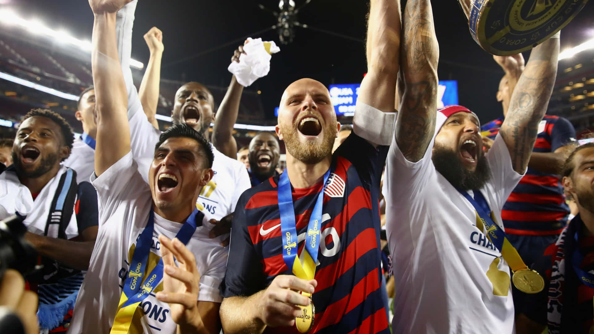 Michael Bradley Celebrates With Teammates Background