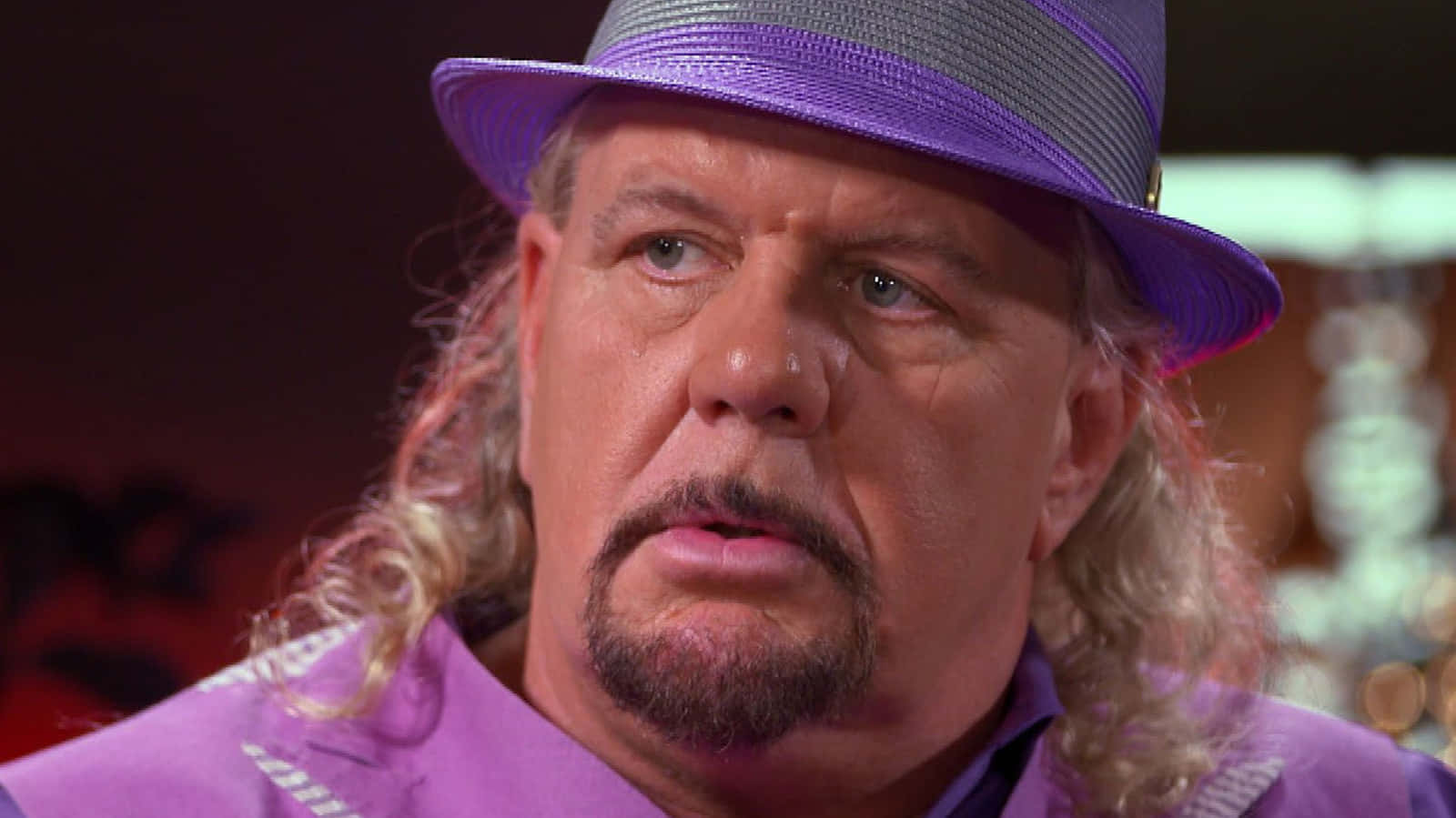Michael Hayesin Purple Hat Background