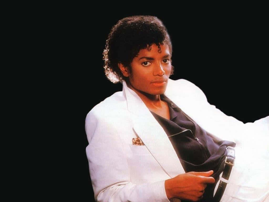 Michael Jackson Performing His Iconic 'thriller' Moves. Background