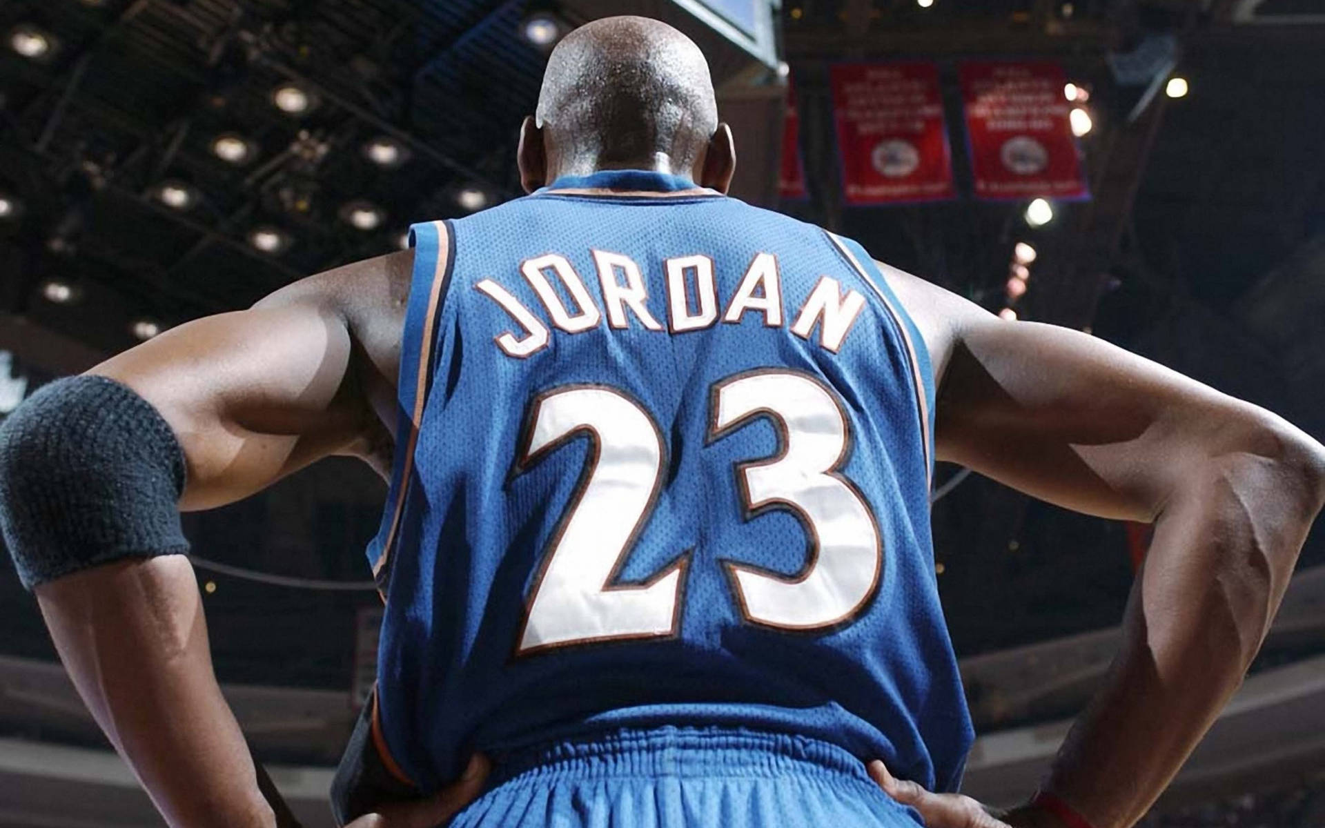 Michael Jordan In Washington Wizards Jersey Background