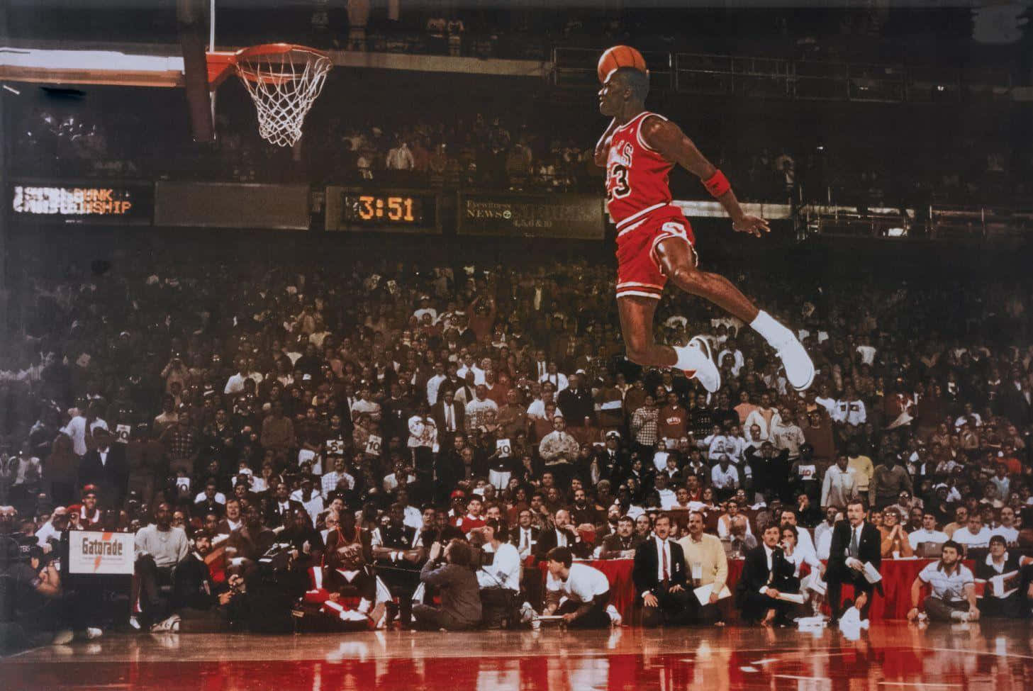 Michael Jordan Legendary Dunk