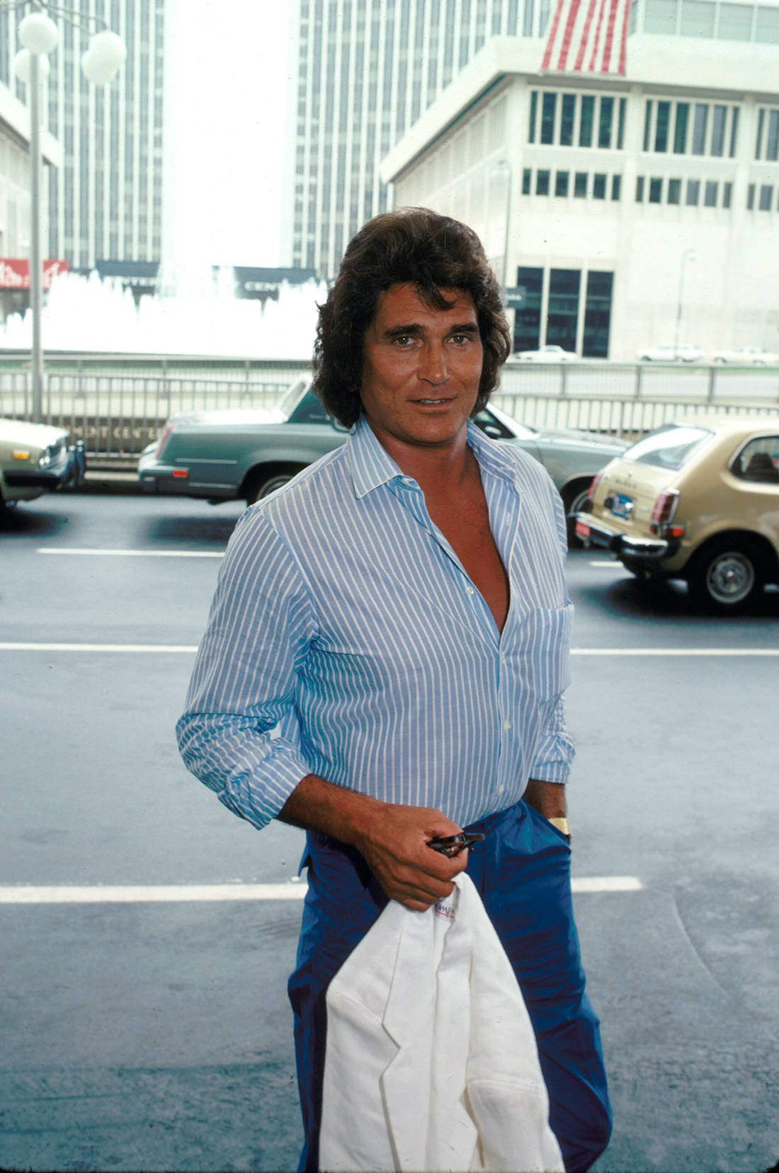 Michael Landon Receiving Crystal Award In 1986 Background