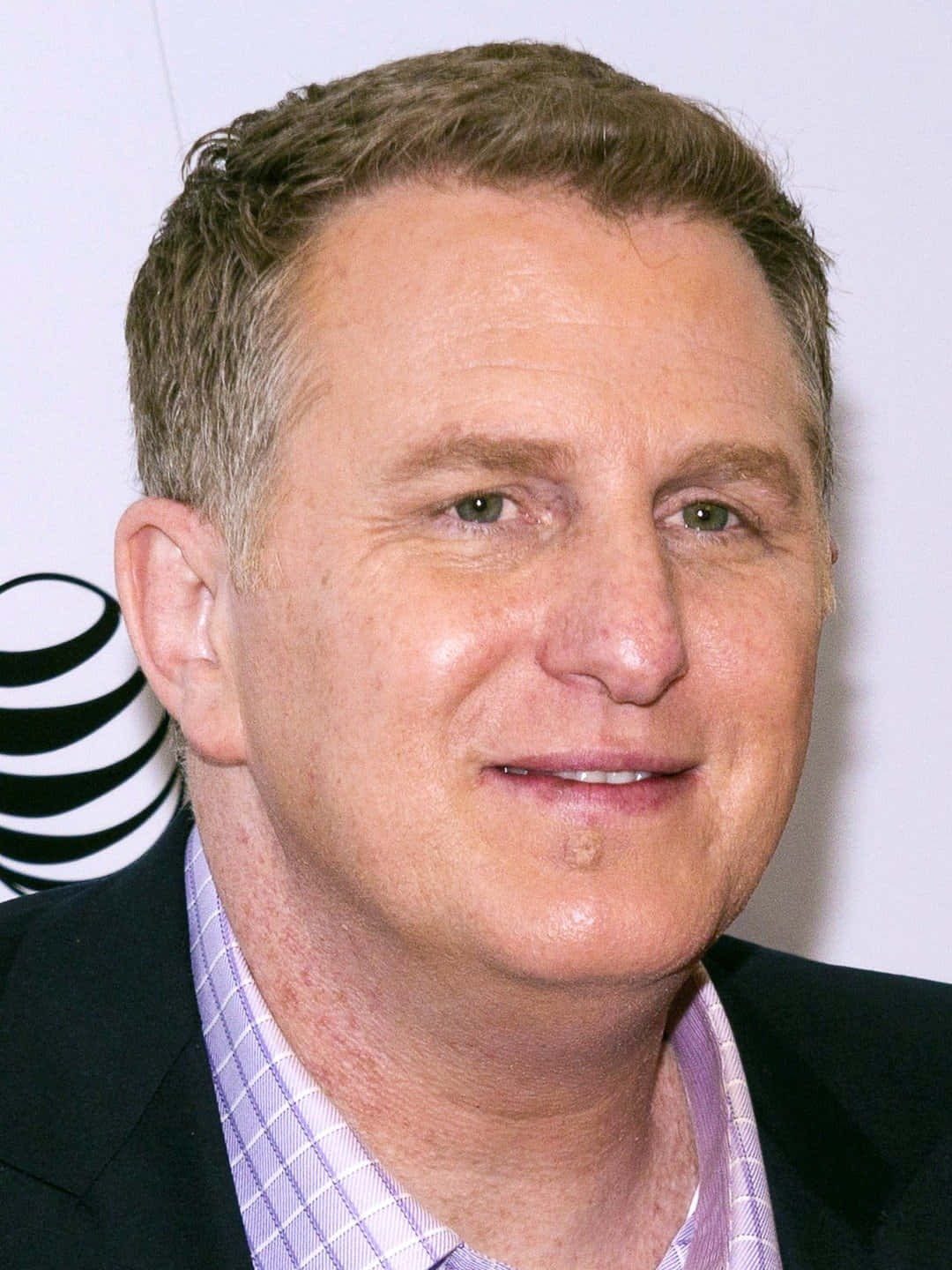 Michael Rapaport Looking Cool On The Street. Background