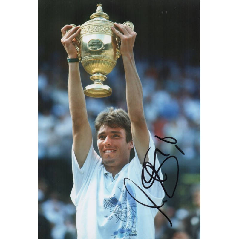 Michael Stich's Signed Photograph. Background