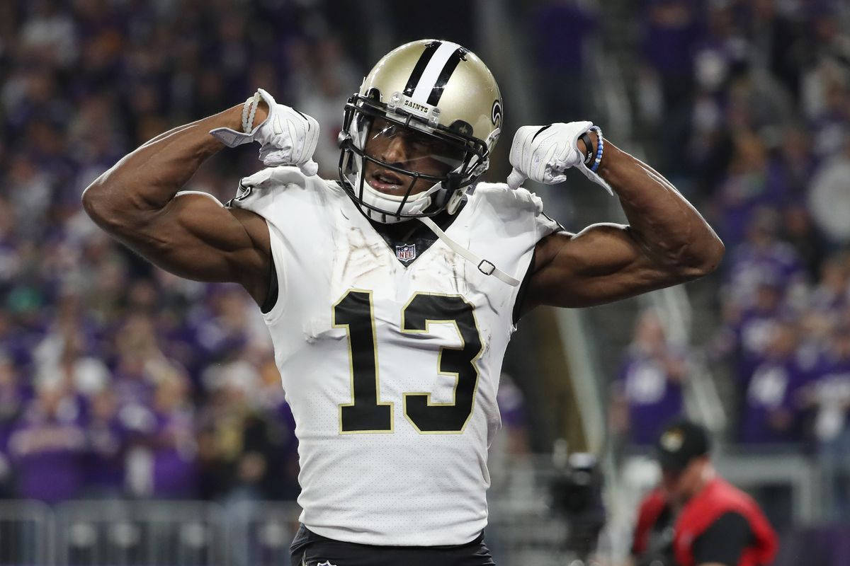 Michael Thomas Flexing Background