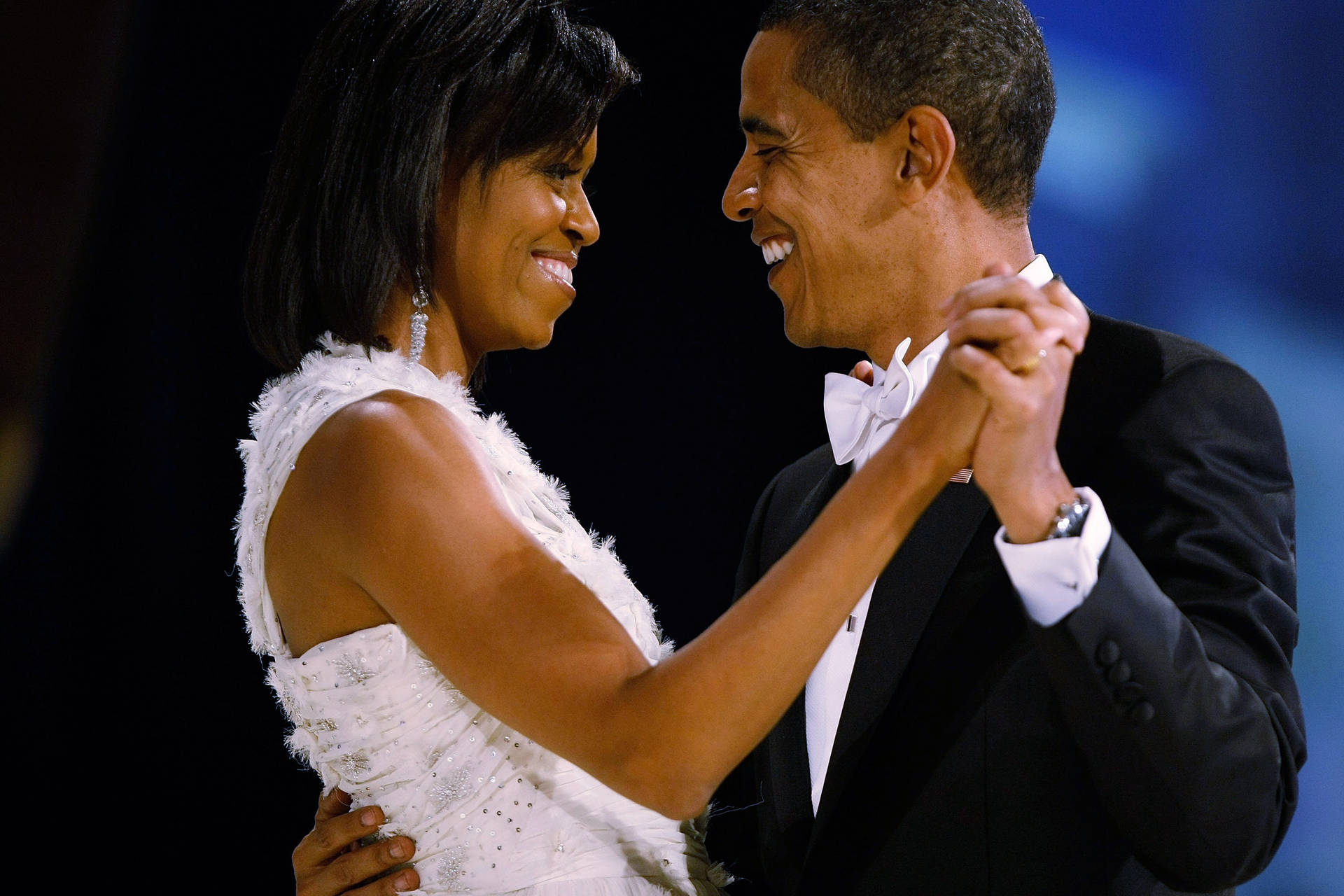 Michelle Obama And Barack Obama Dancing Background