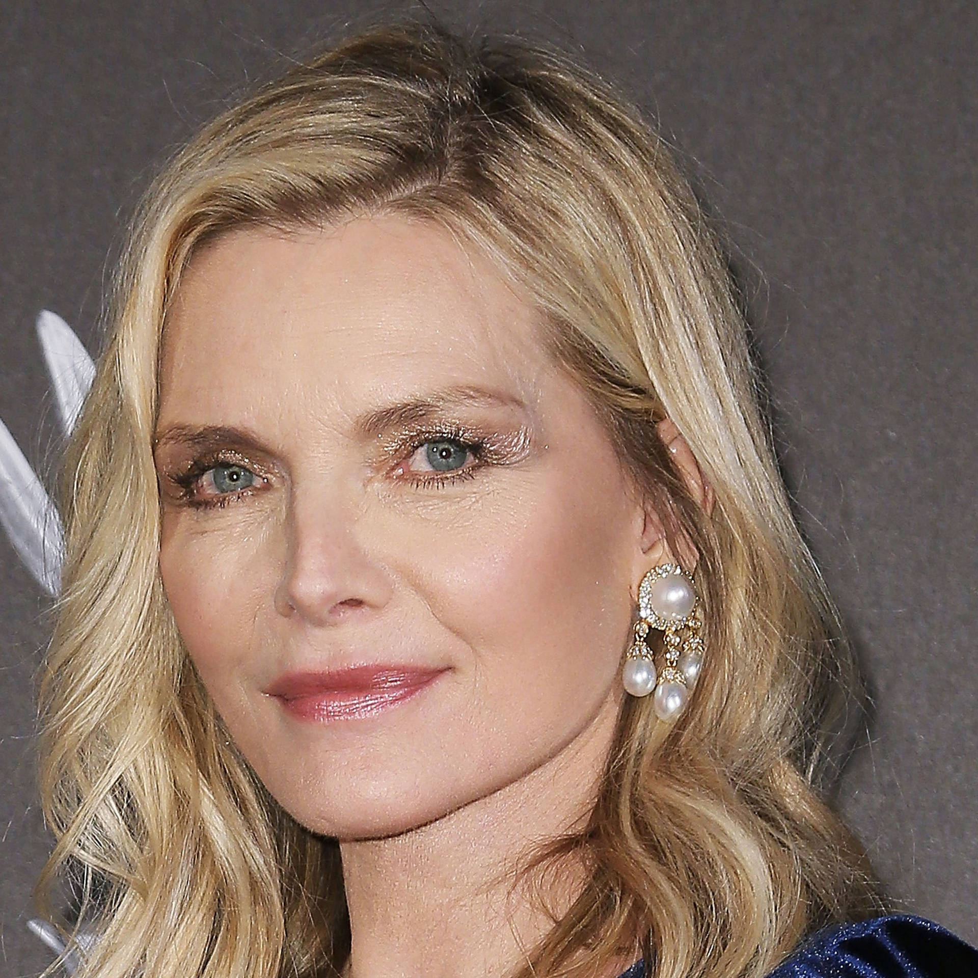 Michelle Pfeiffer At Disney Villain Maleficent Premiere Background