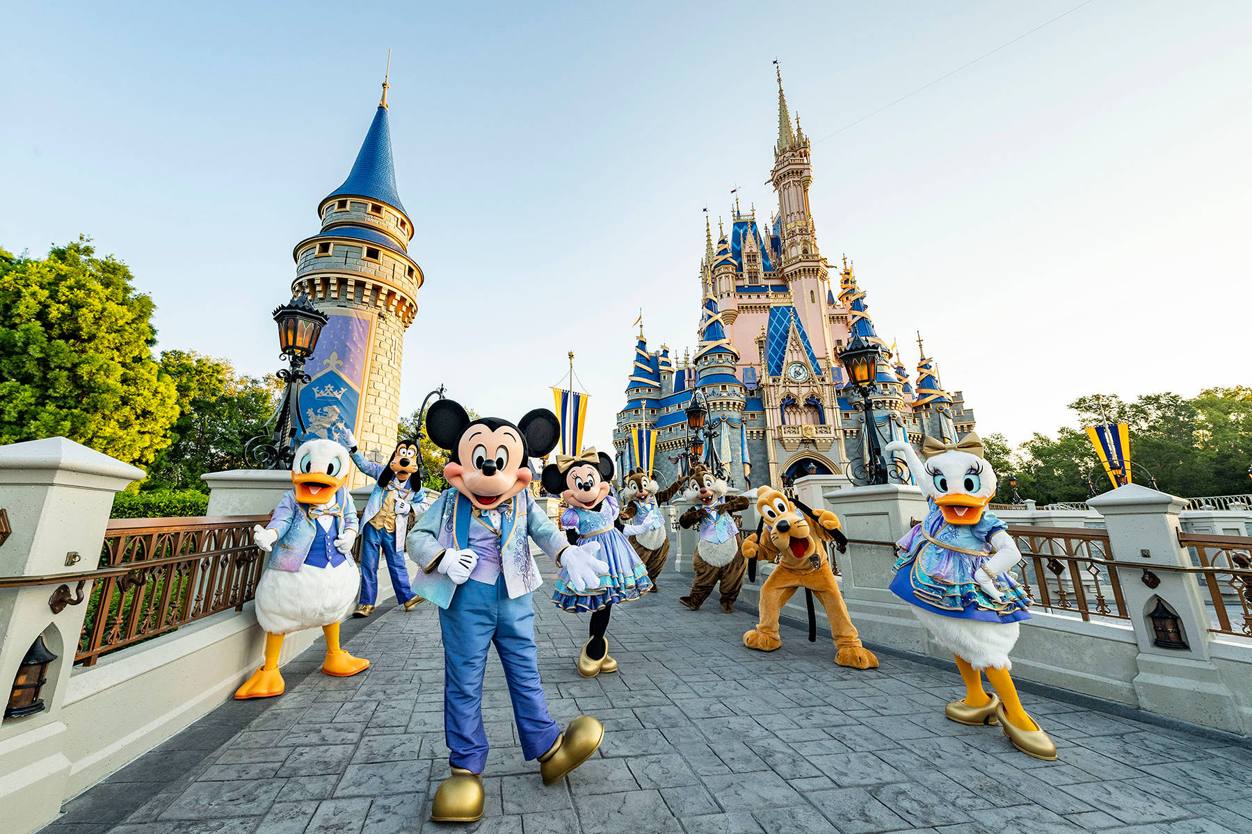 Mickey And Friends Dancing Disney Castle