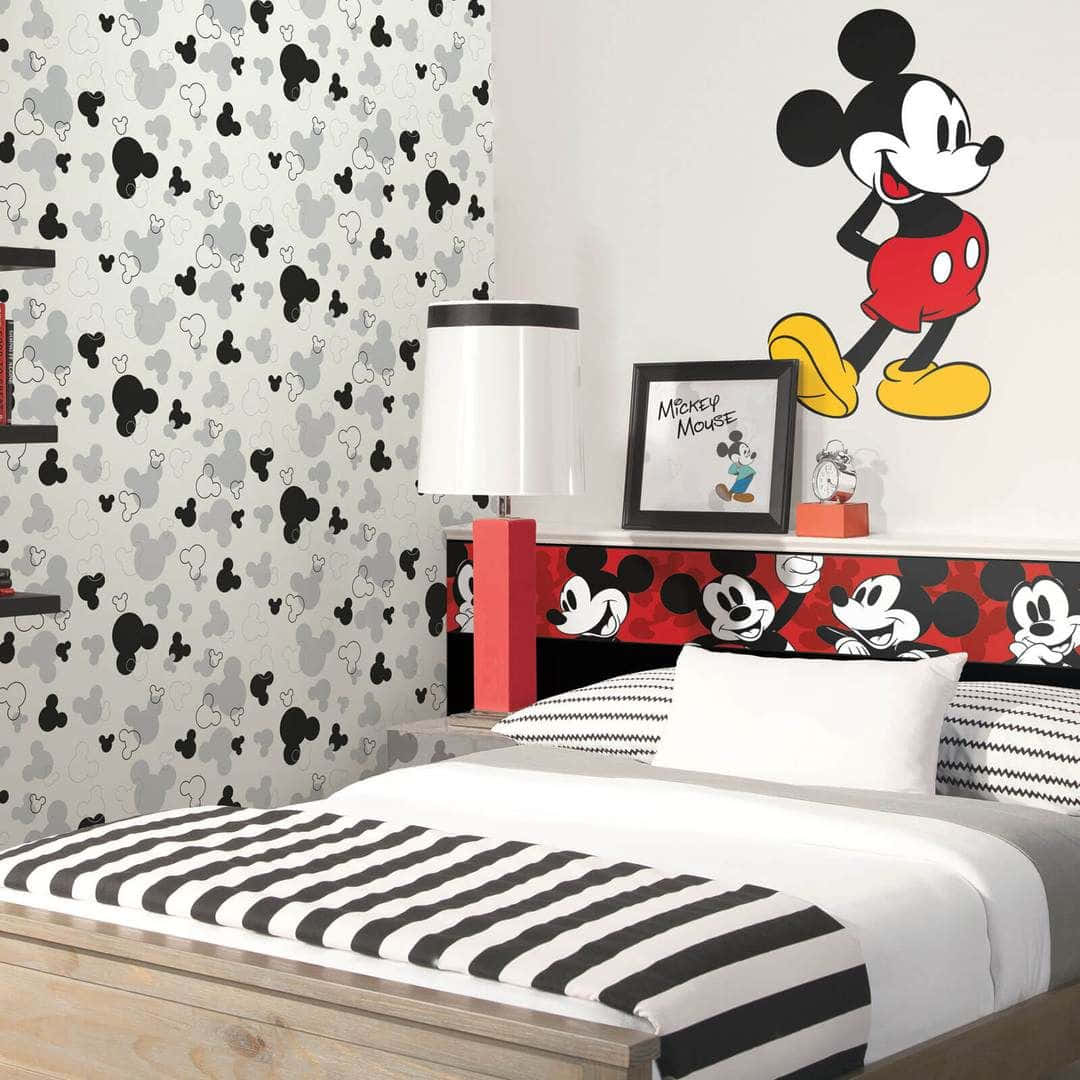 Mickey Mouse Invites You Into His Home! Background