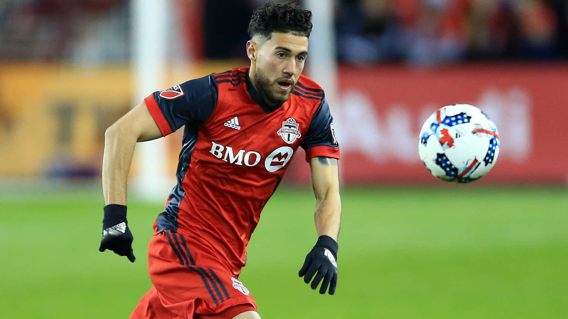 Midfielder Toronto Fc Player Jonathan Osorio Background