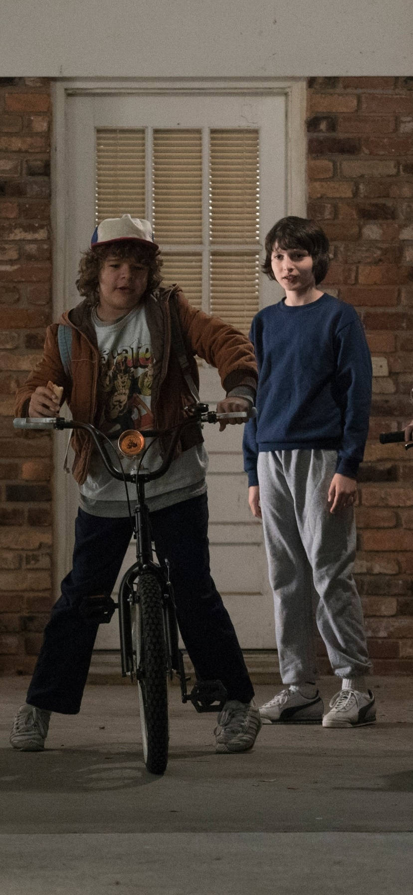 Mike And Dustin Stranger Things