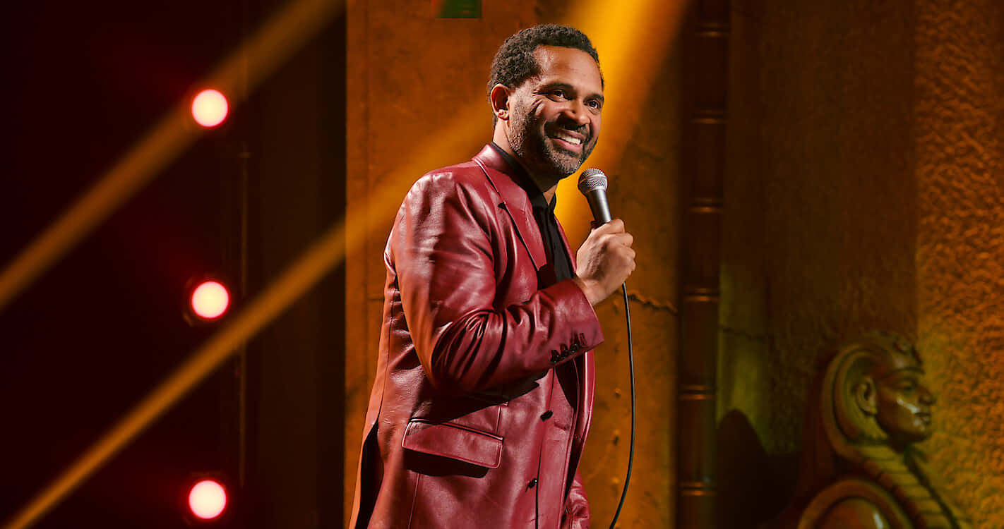 Mike Epps Brightens Up The Stage