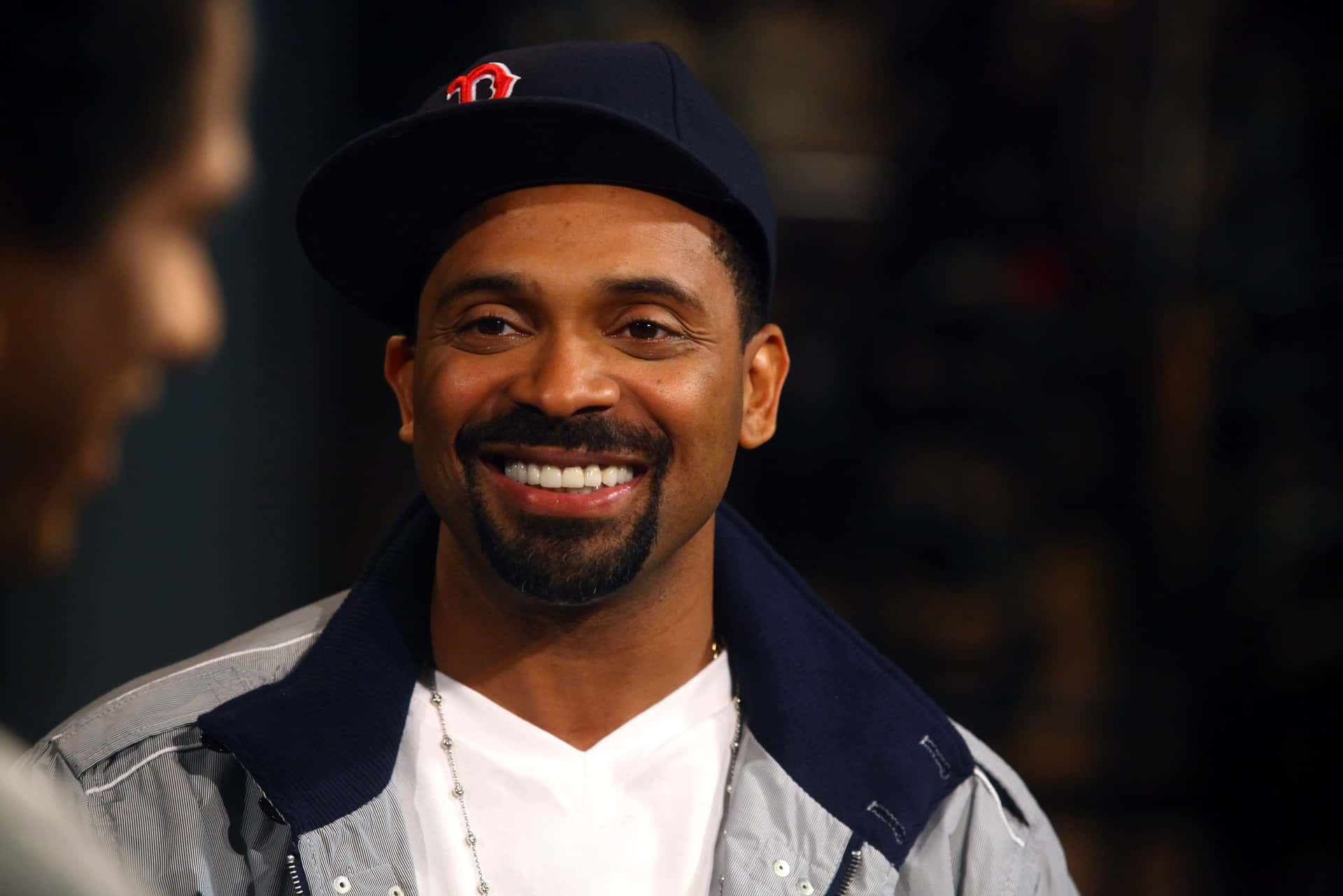 Mike Epps Jokes Around On Stage.