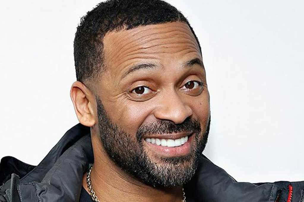 Mike Epps Smiling In His Classic Style