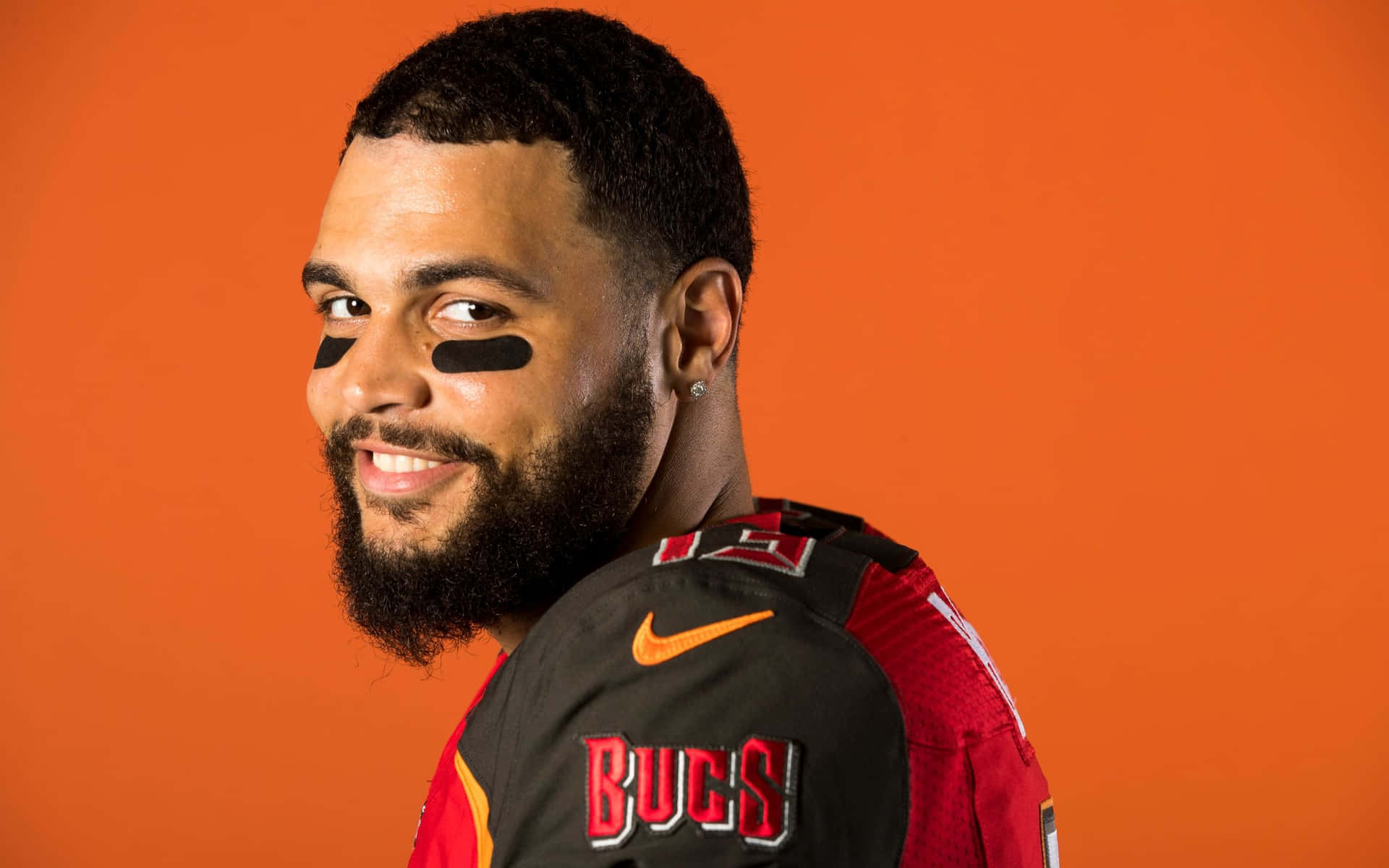 Mike Evans Smile Background