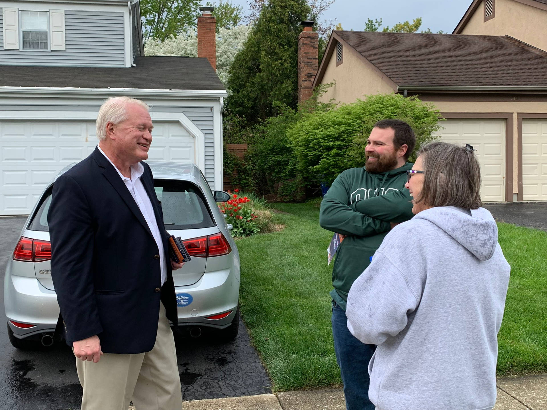 Mike Gibbons Delivering His Views To Civilians