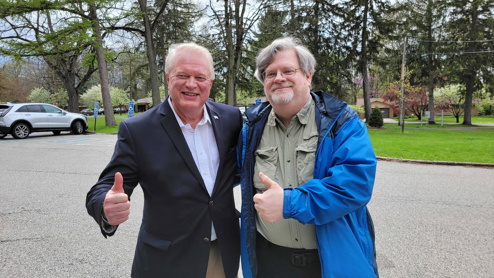 Mike Gibbons Thumbs Up Photo