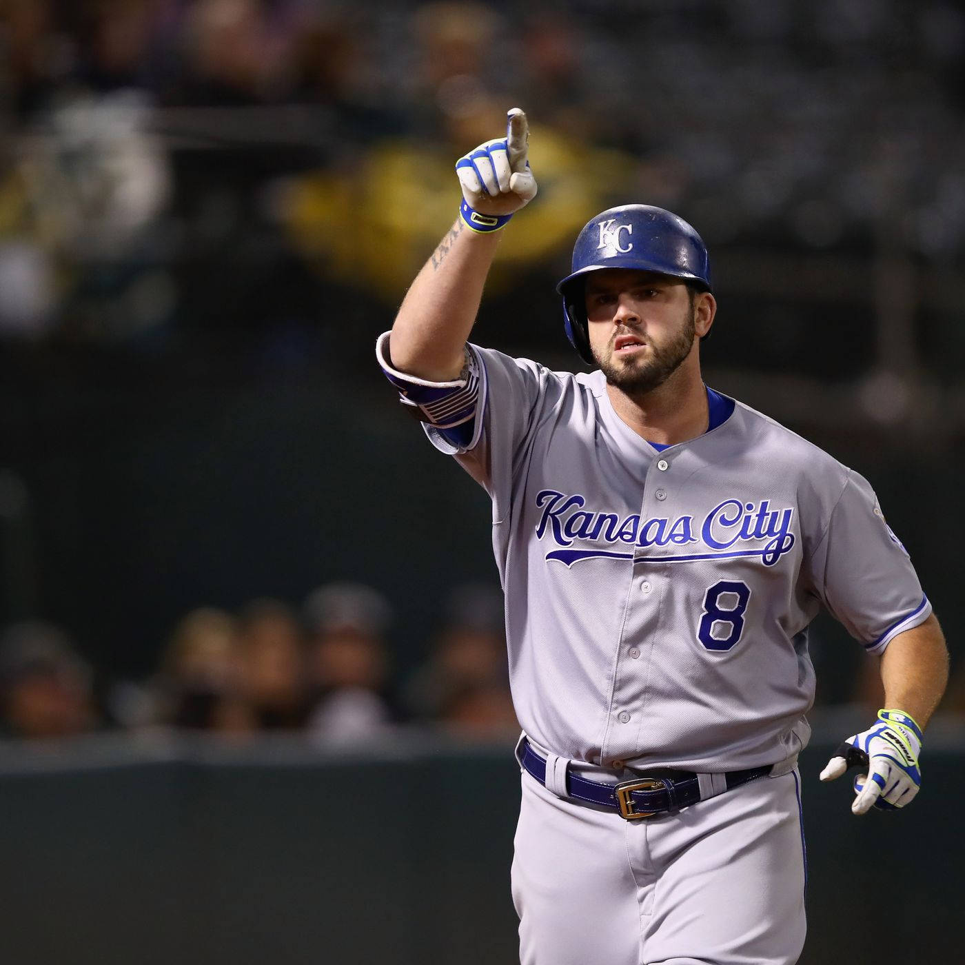 Mike Moustakas Pointing At Someone Background