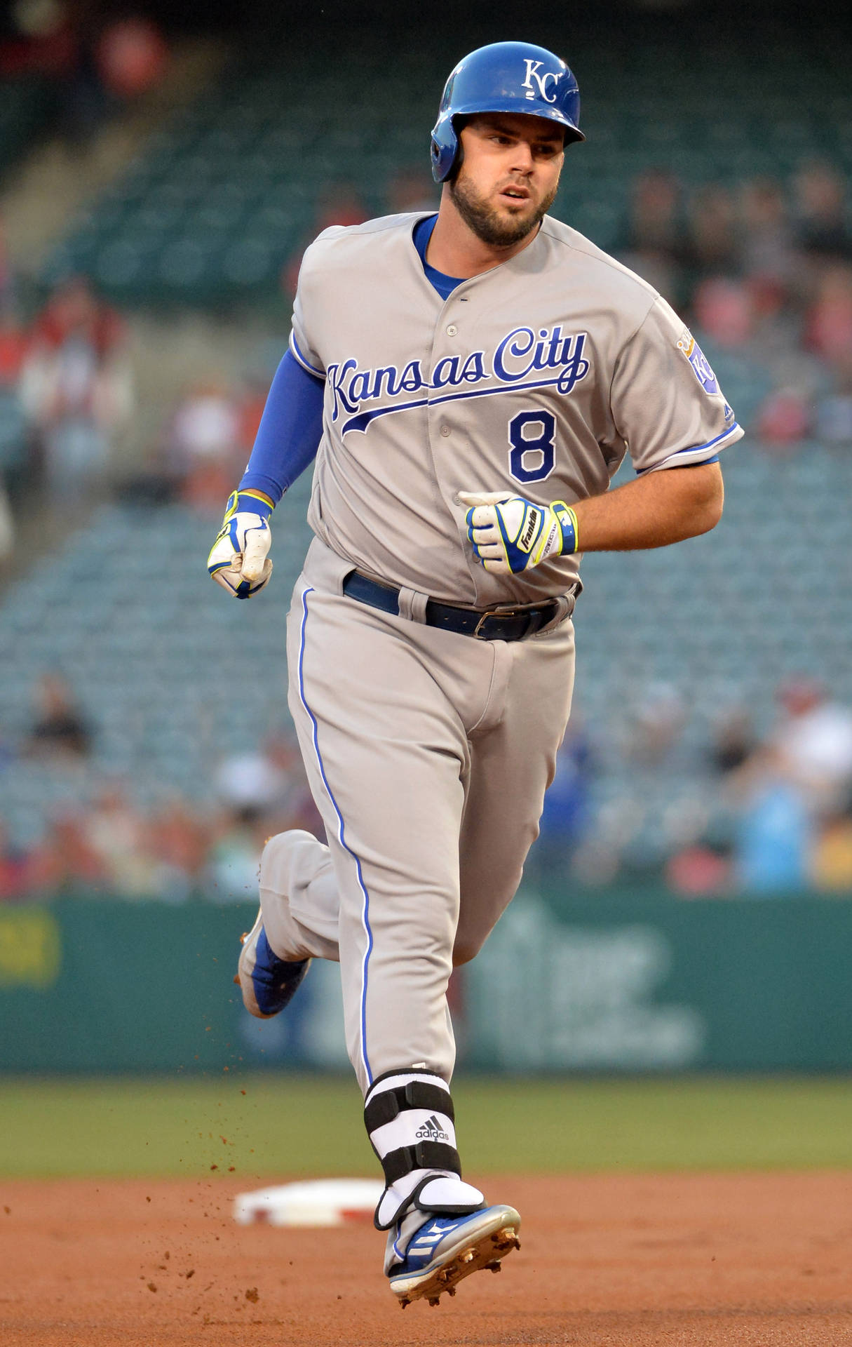 Mike Moustakas Running Background