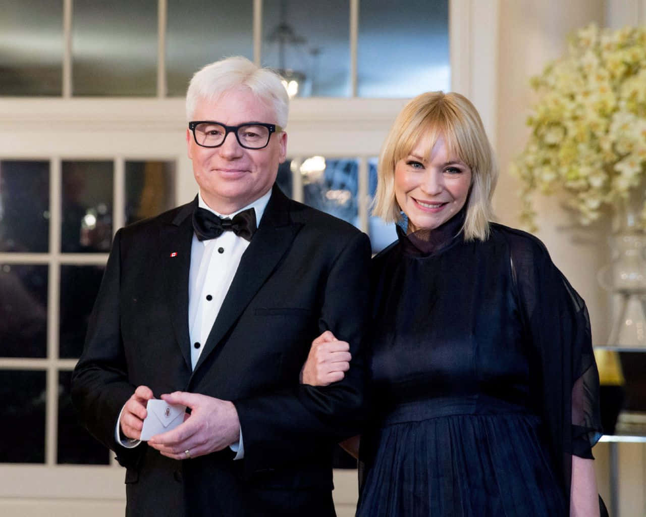 Mike Myers Working Hard On His Next Project Background